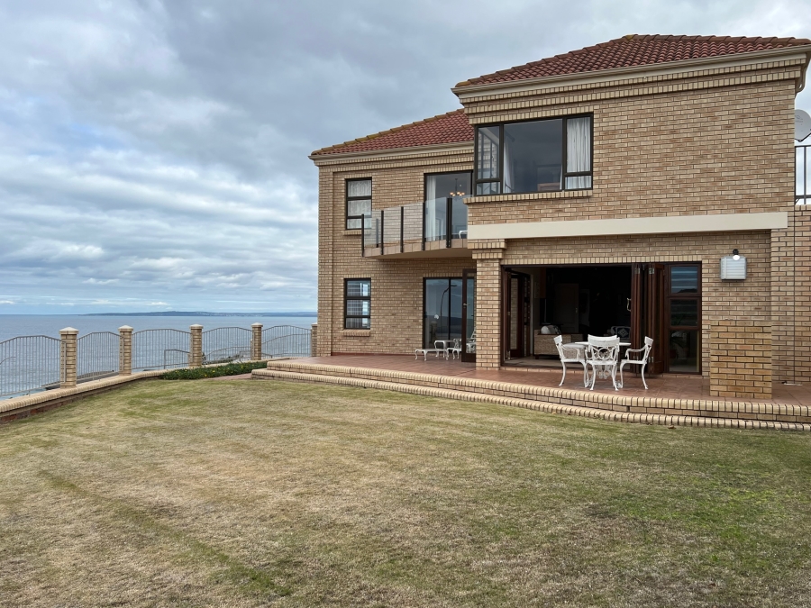 3 Bedroom Property for Sale in Dana Bay Western Cape